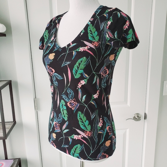 SALE! a new day Tropical Tee - Picture 2 of 5